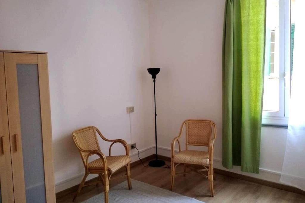 Bilocale Nel Cuore Di Genova Apartment Luaran gambar