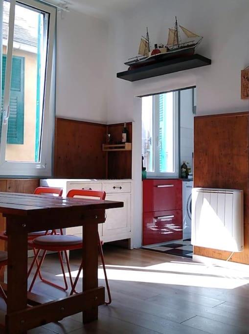 Bilocale Nel Cuore Di Genova Apartment Luaran gambar